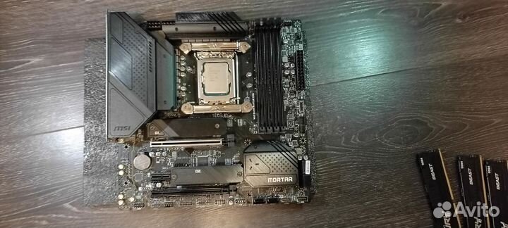 Материнская плата