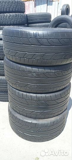 Nitto NT555 G2 245/40 R20 и 275/30 R20