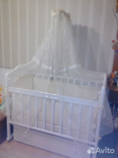 Комплект в кроватку фирмы Bombus сатин