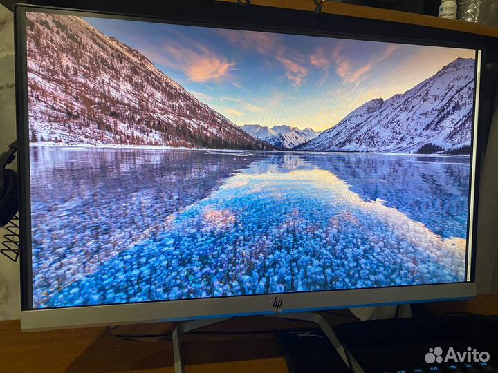 Монитор HP 22f