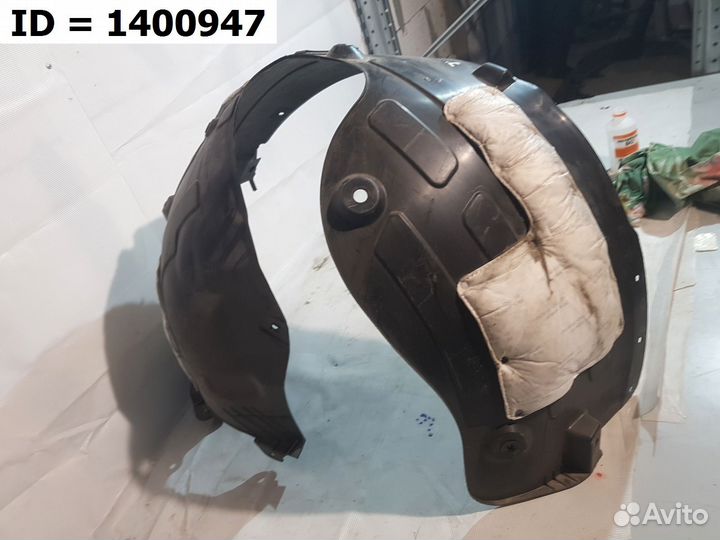 Подкрылок передний левый Hyundai Sonata