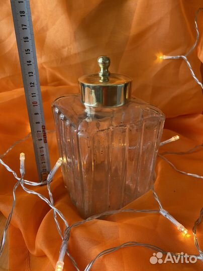 Старинная чайница