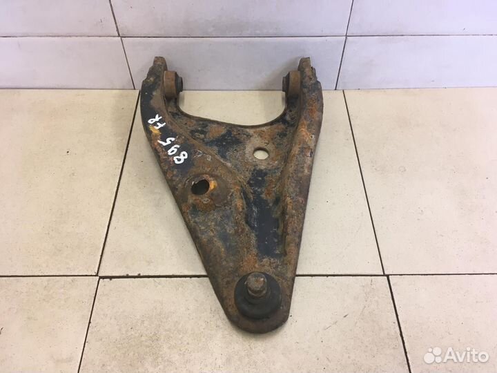 Рычаг передний правый Sandero 2009-2014