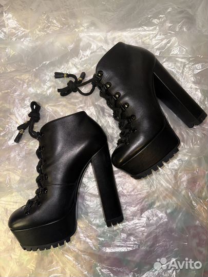 Ботльоны Gucci