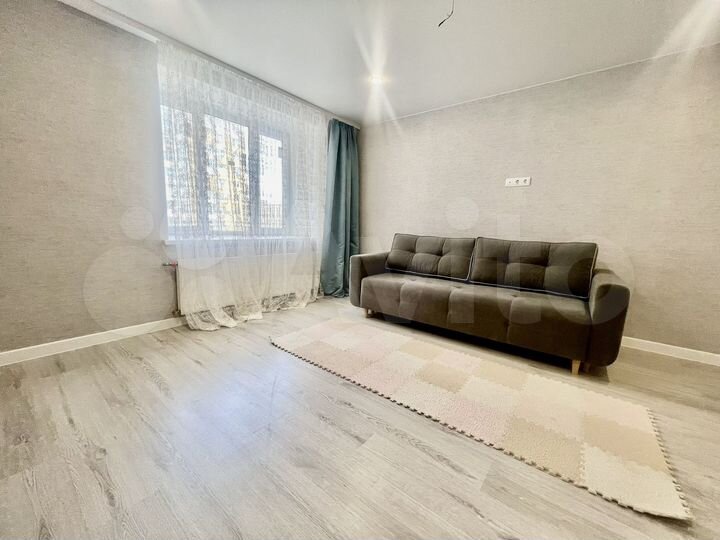 2-к. квартира, 60 м², 9/17 эт.