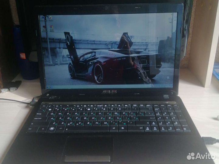 Ноутбук asus