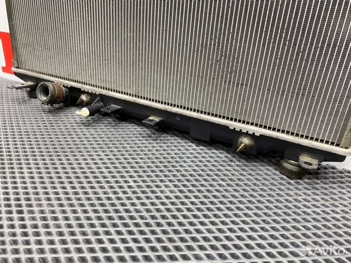 Радиатор охлаждения двигателя Honda Civic