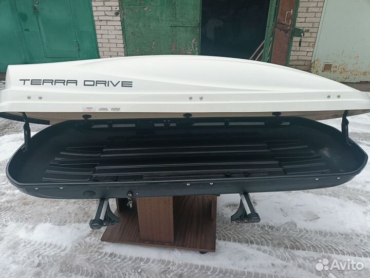 Автобокс на крышу