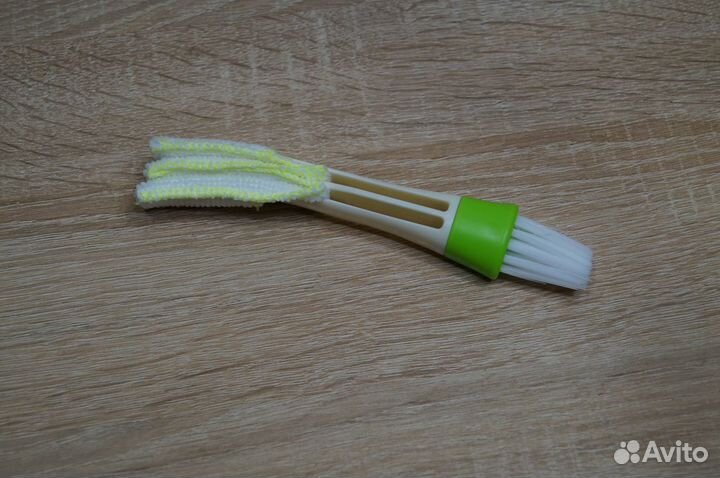 Щетка для жалюзи