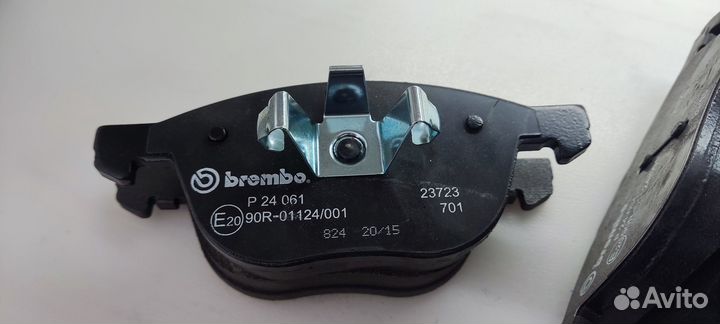 Тормозные колодки Brembo P24061 новые