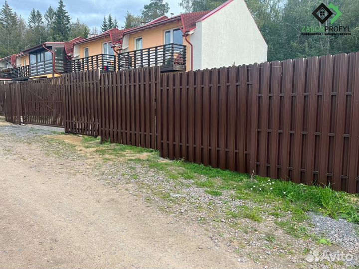 Заборы из профнастила / Заборы из профлиста монтаж