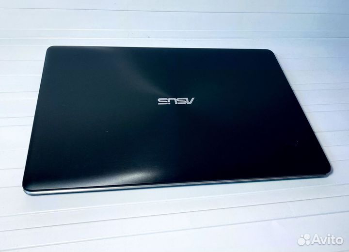 Ноутбук игровой Core i7/video 2gb RAM 6gb Full HD