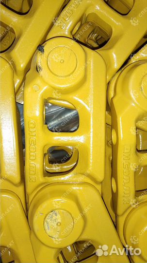 Цепь гусеничная 51L ZX200