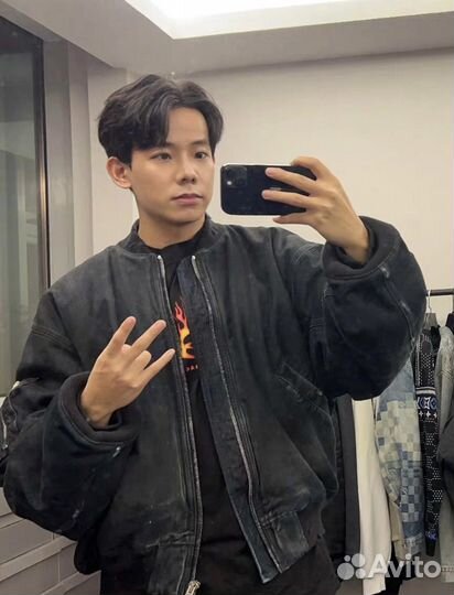 Бомбер Balenciaga