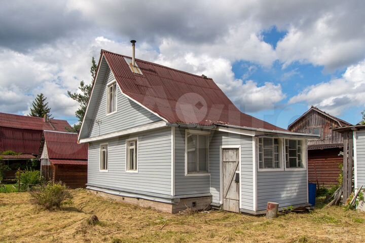 Дом 50 м² на участке 6,9 сот.