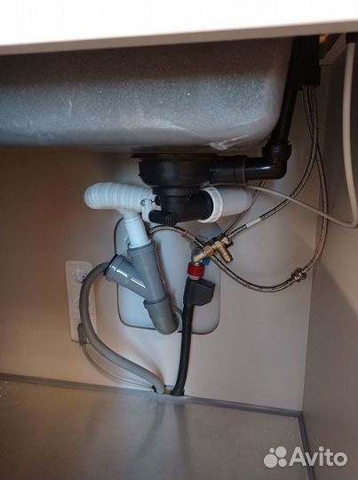 Ремонт смесителя, крана, сифона Москва