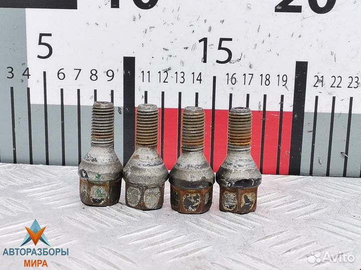 Болт колесный Dacia Logan 2005 701601139B