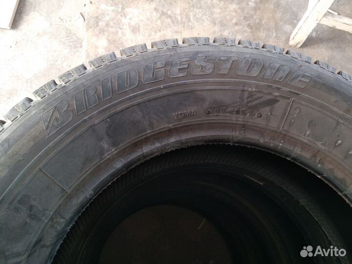 Bridgestone Blizzak Revo GZ 205/65 R16