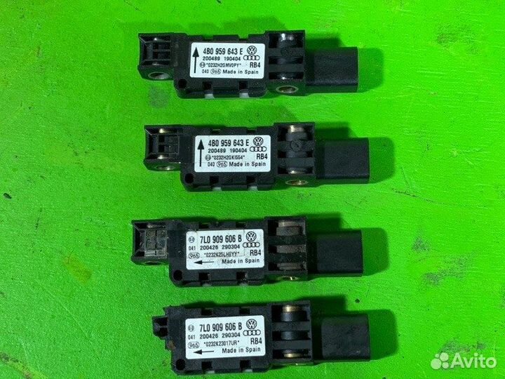 Датчик airbag Volkswagen Touareg 3.2 BKJ 2004