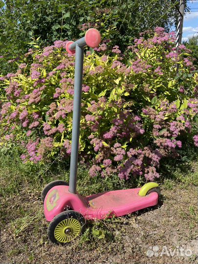 Детский трехколесный самокат