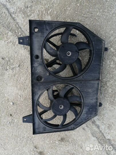 Диффузор радиатора Nissan Serena C25 MR20