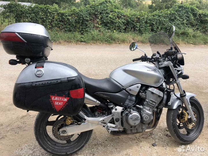 Honda cb 900 hornet
