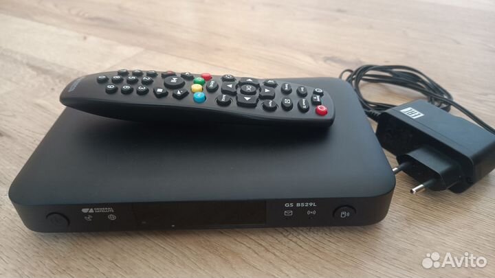 Спутниковый ресивер Триколор GS B529L
