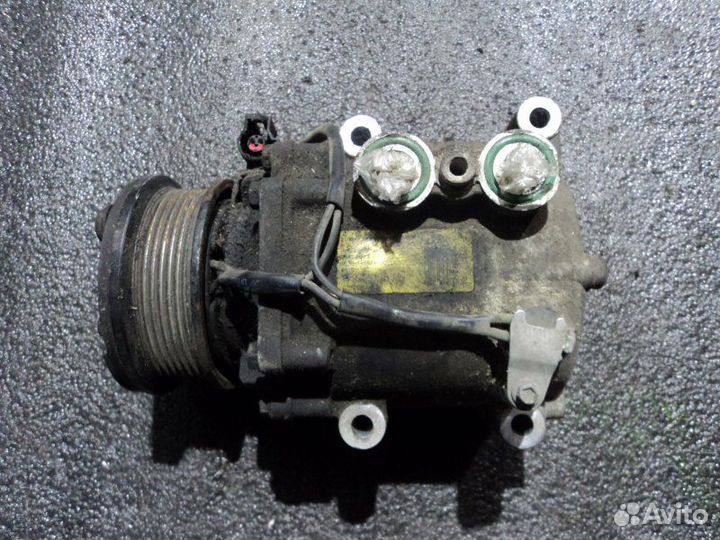 Компрессор кондиционера Ford C-Max fyja