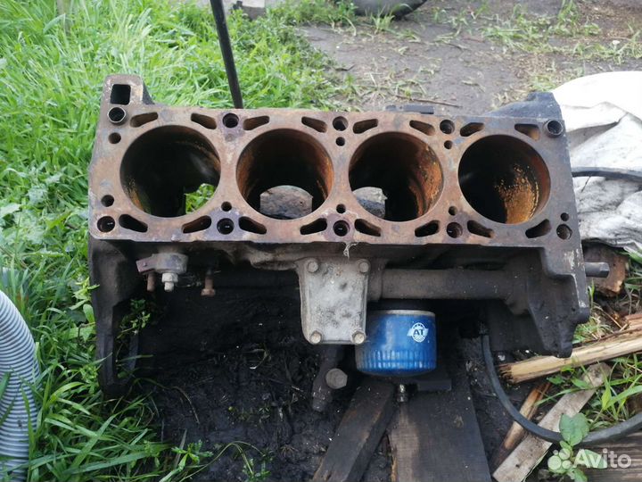 Блок цилиндров змз 406