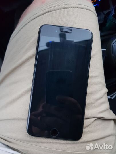 iPhone 8 Plus, 64 ГБ