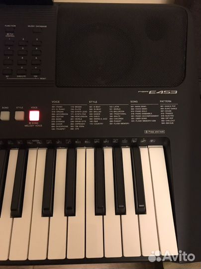 Синтезатор yamaha
