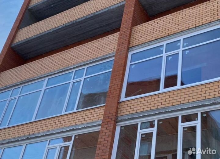 Пластиковые/ алюминиевые окна