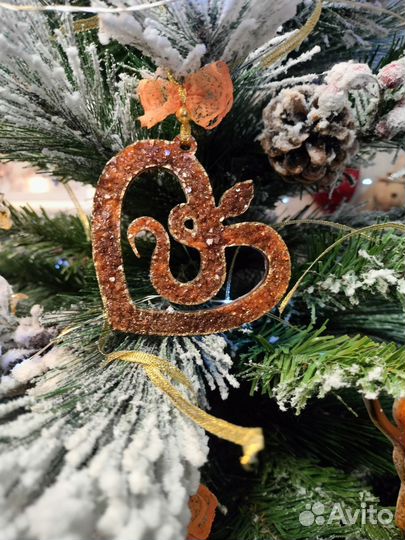 Новогодние украшения