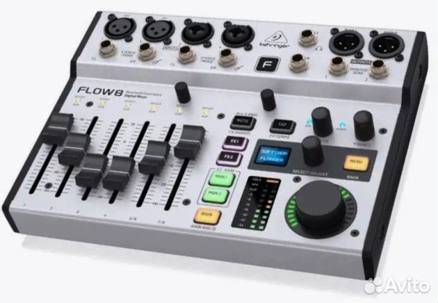 Behringer flow 8