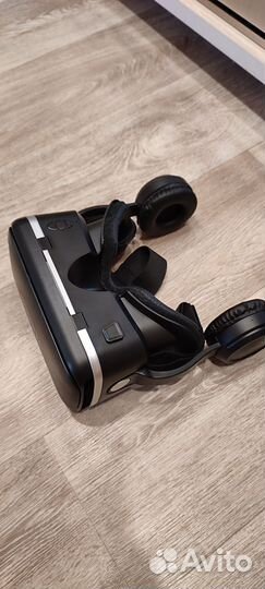 Vr очки с джойстиком