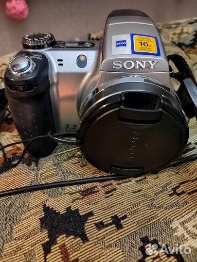 Компактный фотоаппарат sony
