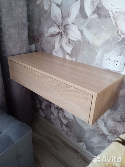 Полка настенная