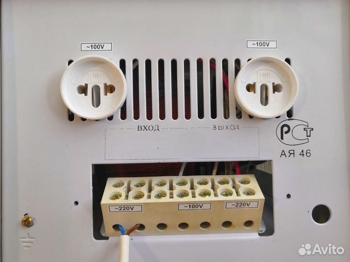 Стабилизатор на 100 вольт 2000 Ватт Япония