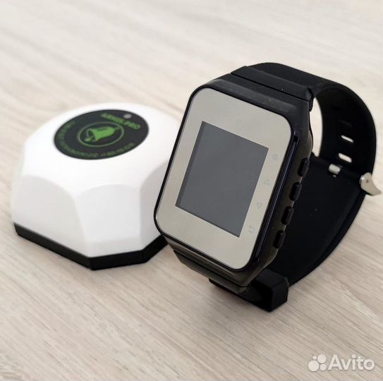 Кнопка вызова официанта, часы-пейджер персонала