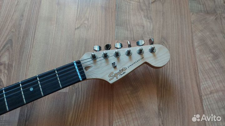 Электрогитара Fender Stratocaster