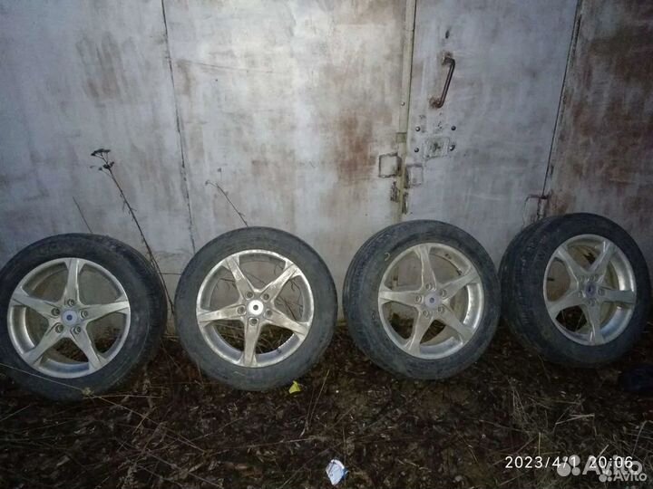 Диски Ford Focus 3 с летней резиной R16