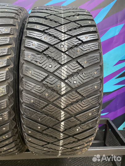 Goodyear Ultragrip Ice Arctic 235/55 R17