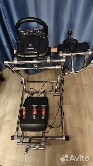 Стойка для игрового руля Super Drive Pro+