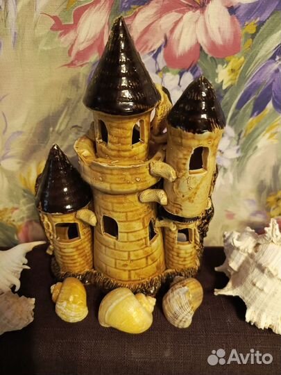 Замок для аквариума