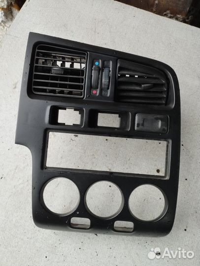 Накладка центральной консоли Nissаn Рrimеrа Ниссан
