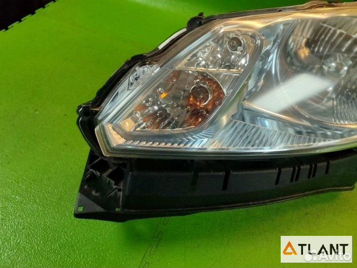 Фара передняя левая honda freed