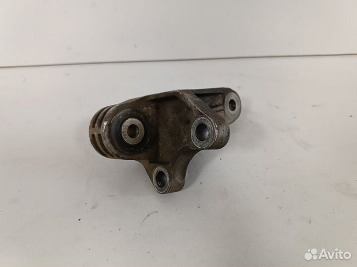 Кронштейн МКПП (серьга) Ford Focus 3