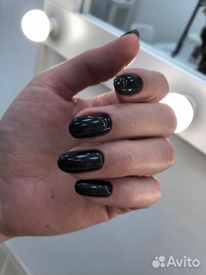 Маникюр с покрытием гель лак, наращивание ногтей