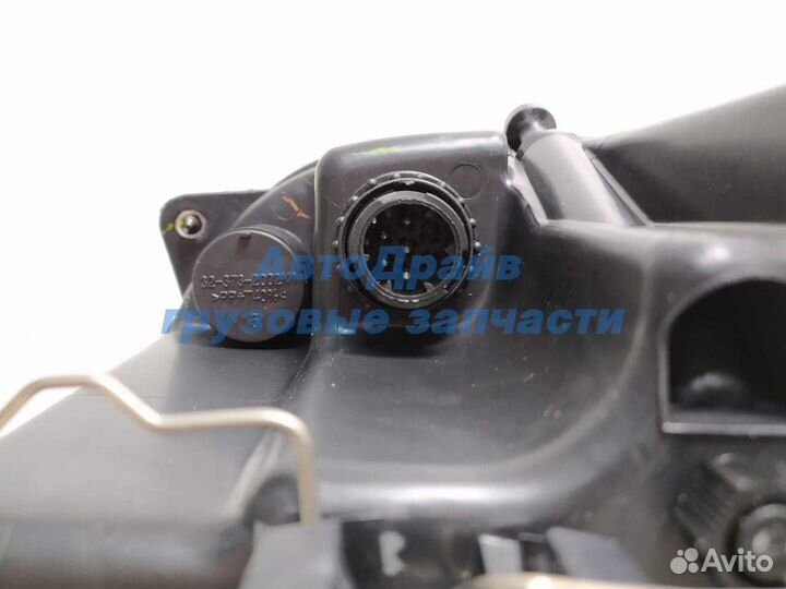 Фара Mercedes Actros правая A9438200261