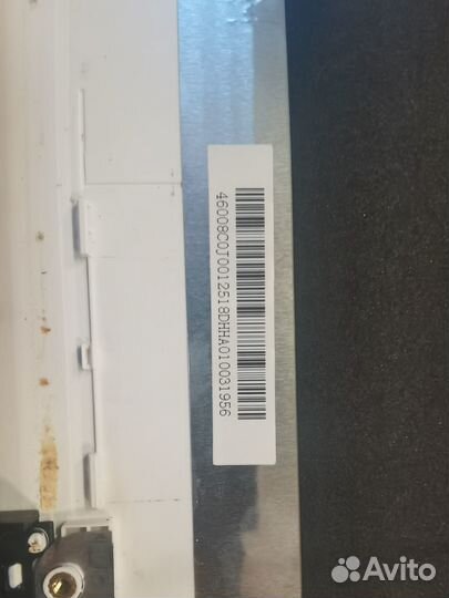 Крышка матрицы HP 17-y000 белая